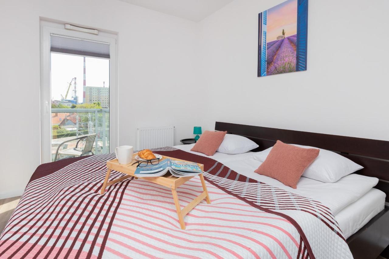Апартаменти Kochanowskiego By Renters *